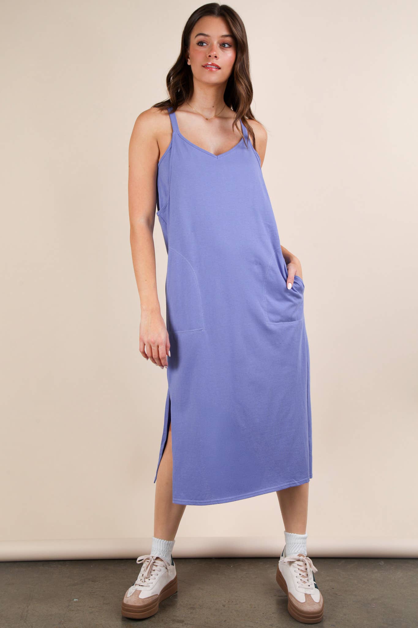 ND31605-V-Neck Sleeveless Casual Comfy Midi Dress
