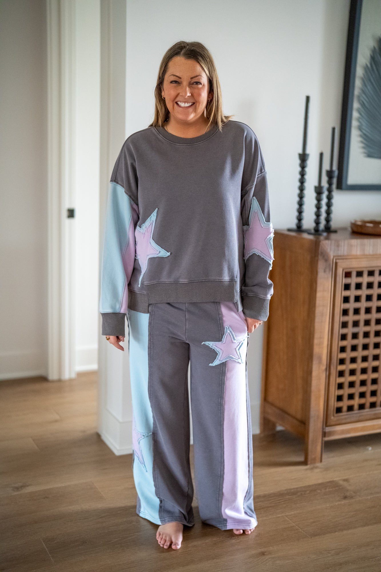 Colorblock Star Patch Sweatshirt – Mineral Washed Magic