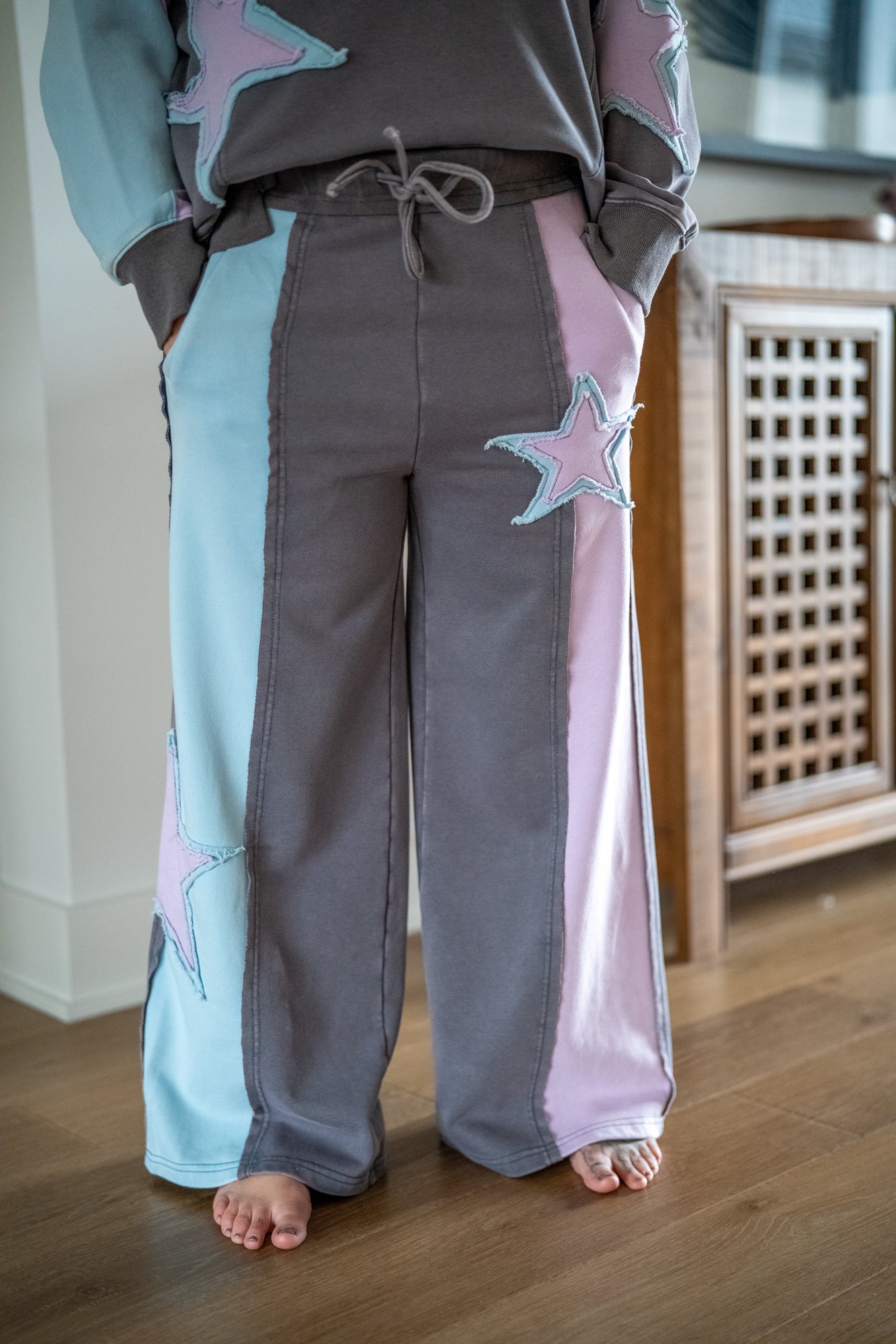 Colorblock Star Lounge Pants – Mineral Washed Magic