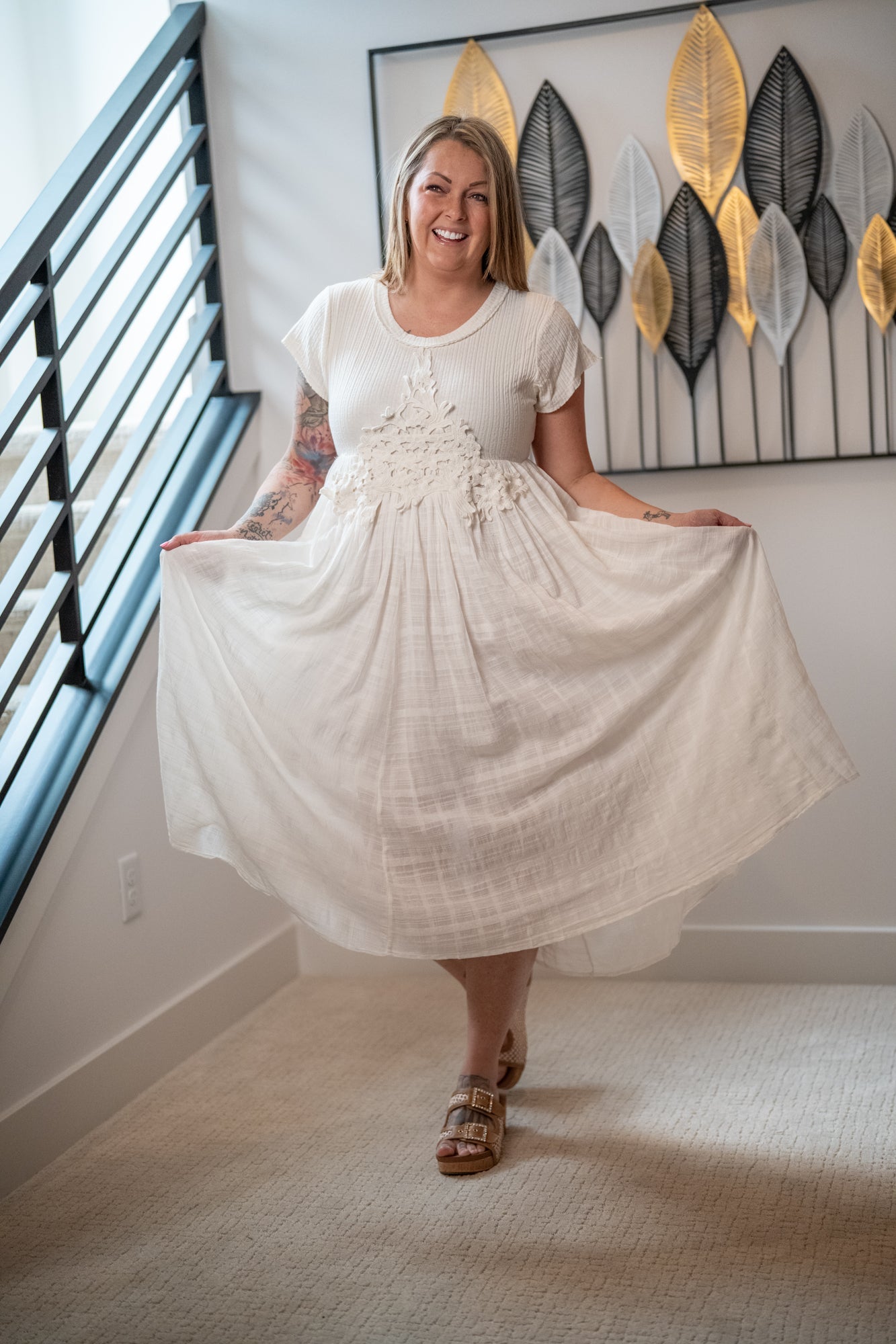 Oli & Hali Washed Cream Hi-Low Maxi Dress – Short Sleeve