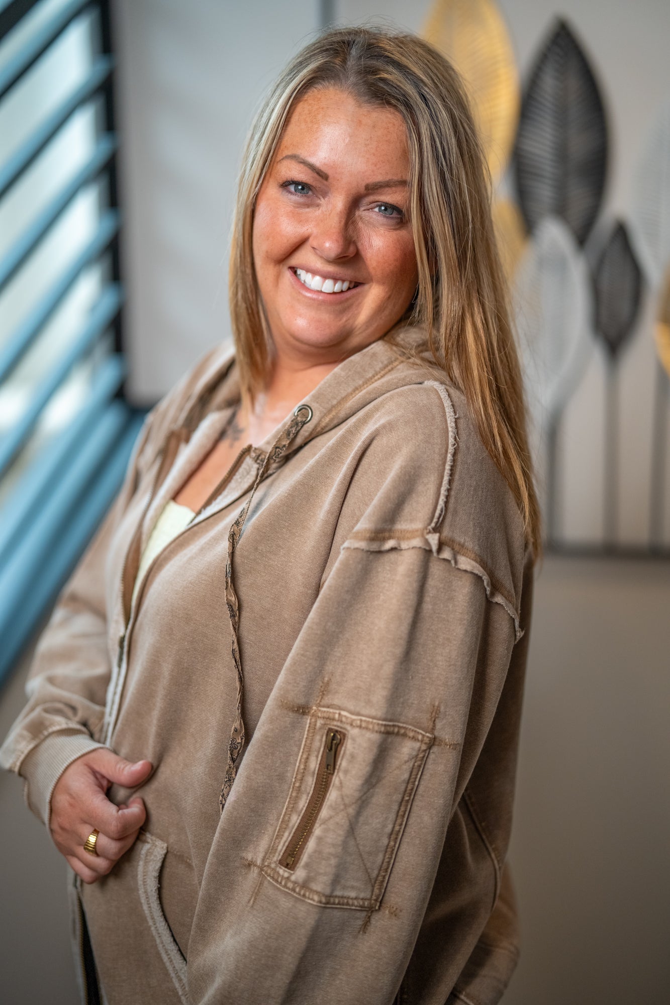 Easel Mocha Mineral Wash Zip Hoodie