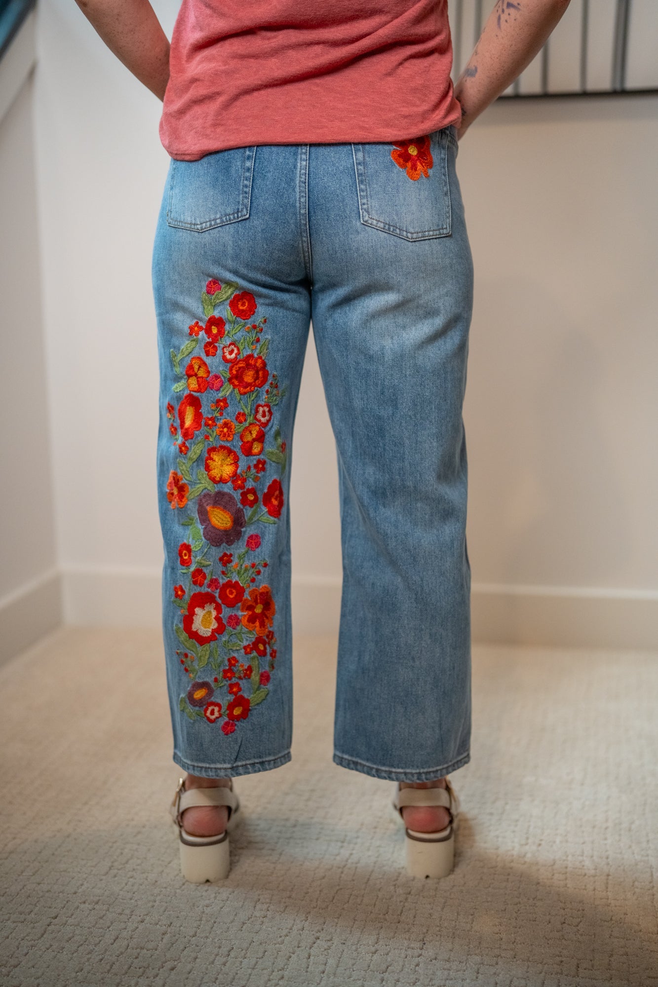 Oli & Hali Washed Flower Embroidery Denim Jeans