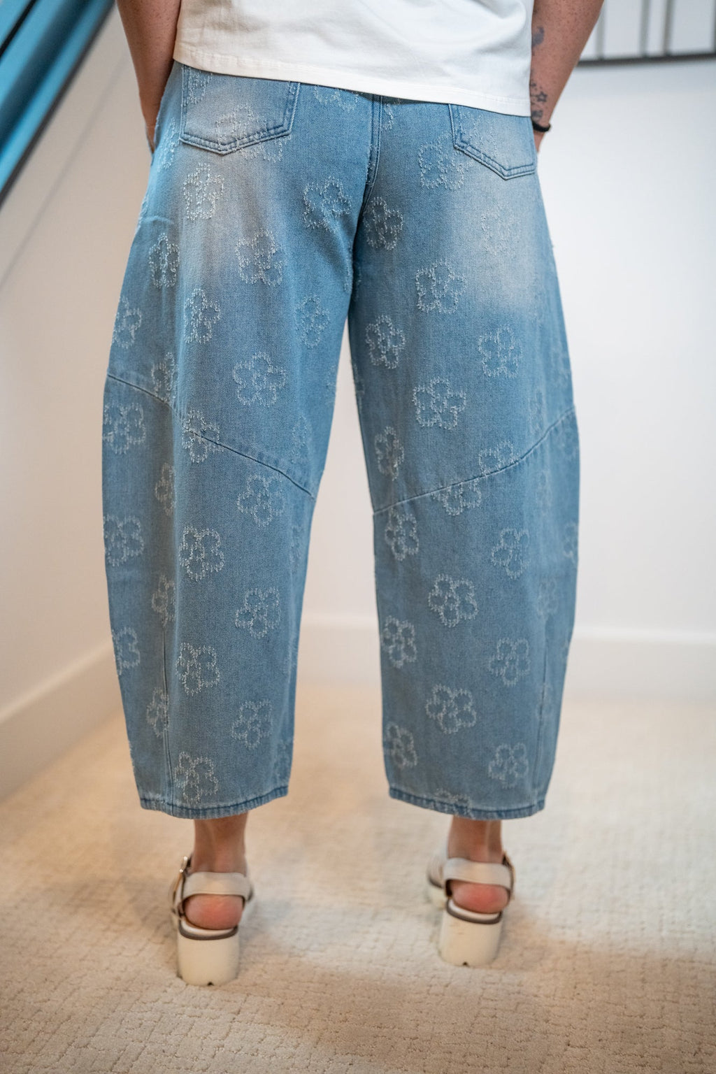 Easel Flower Rush Barrel Pants