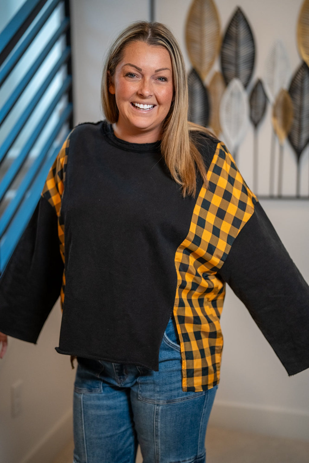 Mello Spooky Face Jack-O’-Lantern Top – Halloween Plaid Accent