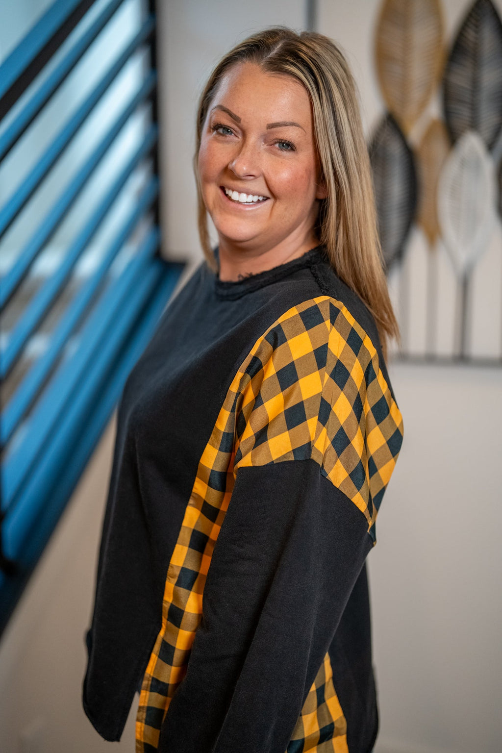 Mello Spooky Face Jack-O’-Lantern Top – Halloween Plaid Accent