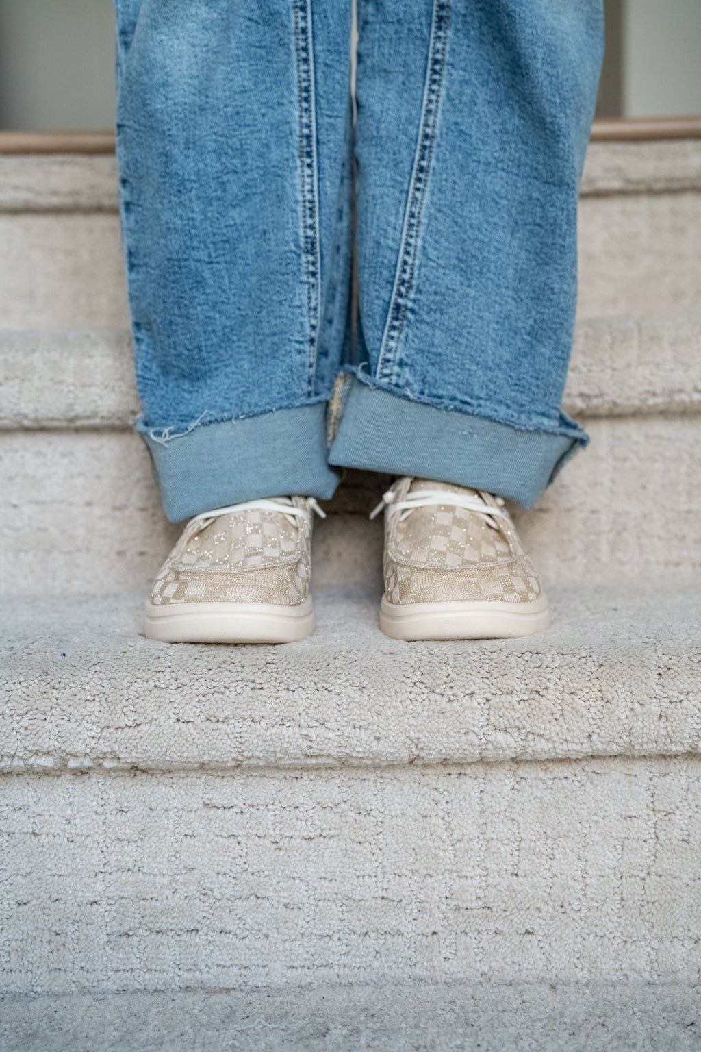 Corkys Kayak 2 - Champagne Check