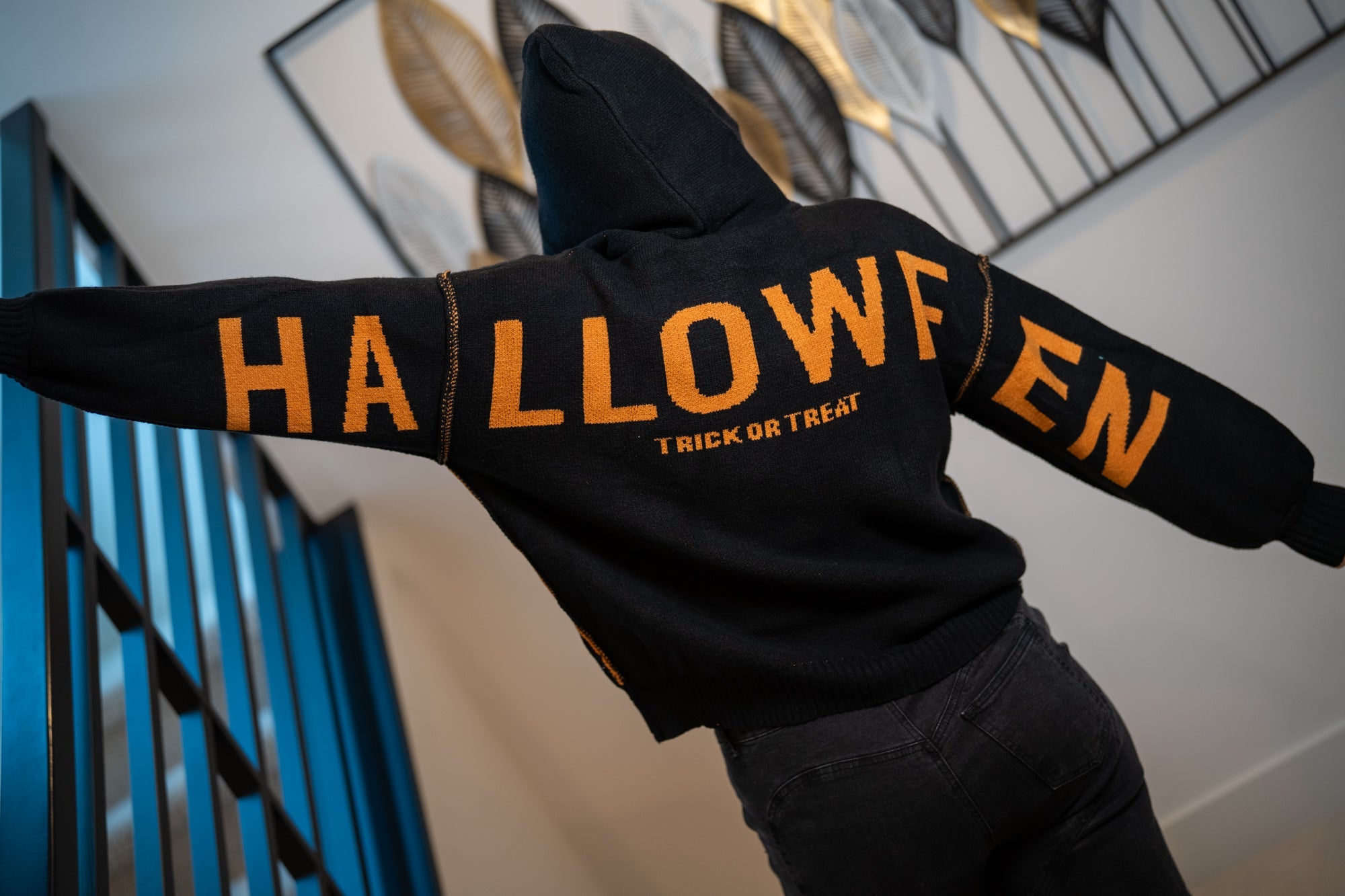 Mello Halloween Hooded Sweater — Jack-O’-Lantern