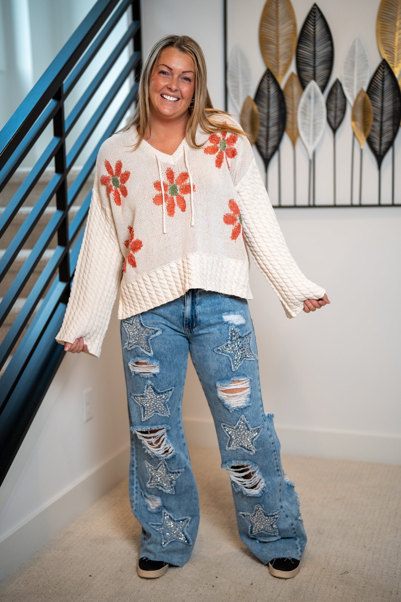 Mello Hooded Sweater with Floral Pattern