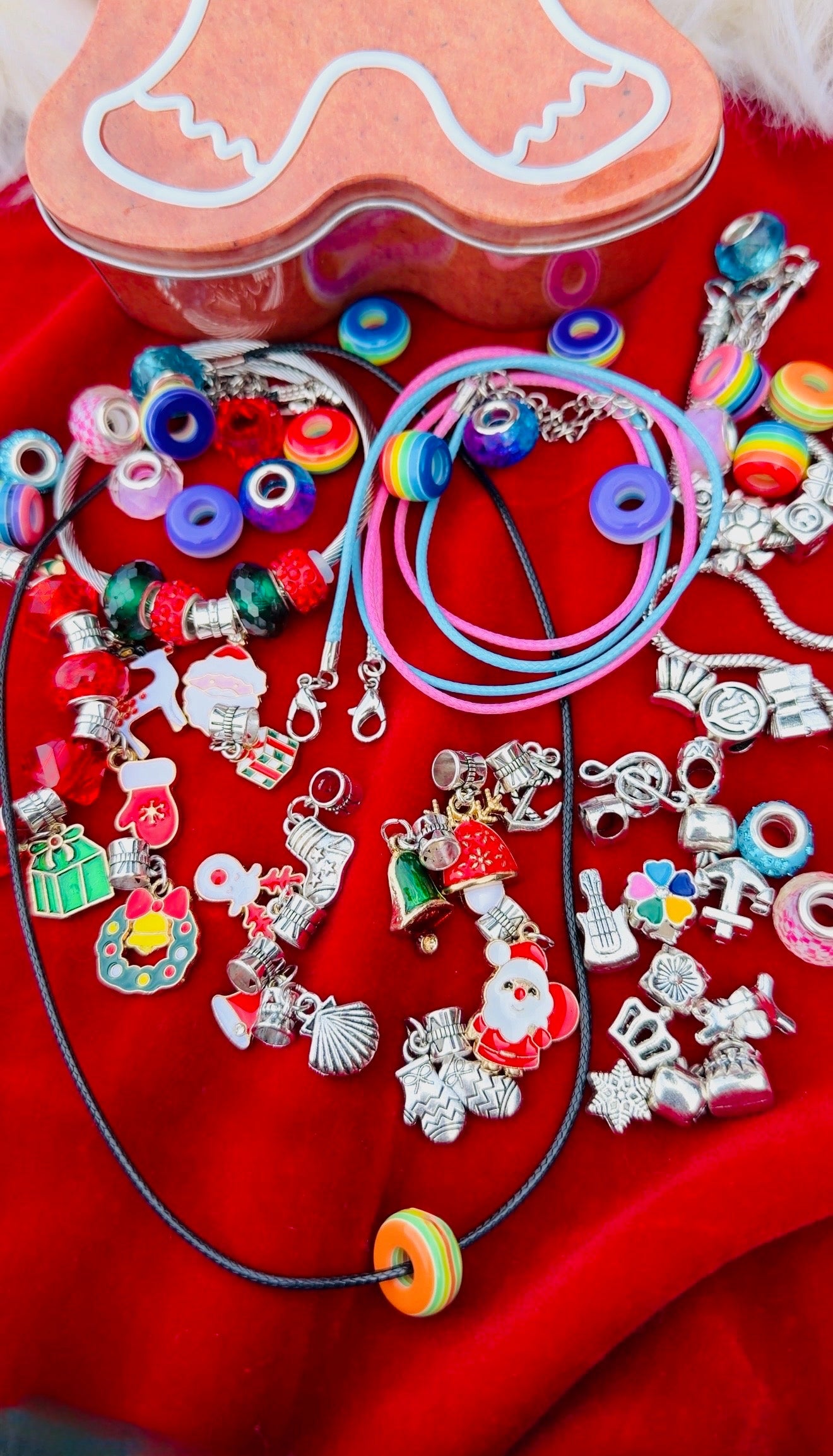 Buttercup Lynne Gingerbread Man Bracelet Making Kit – Holiday & Year-Round Charm Set